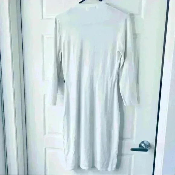 CALVIN KLEIN WHITE CREPE KNIT  WRAP AROUND DRESS SIZE SMALL - Picture 10 of 12
